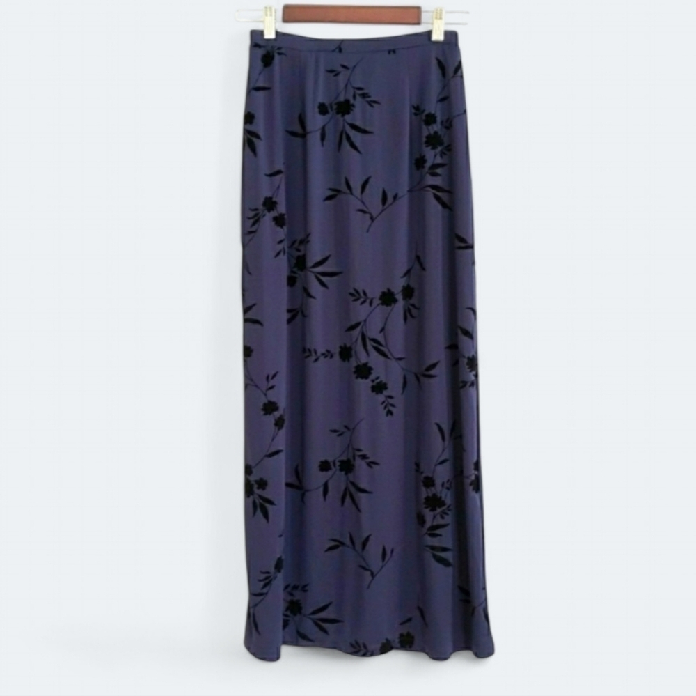 Vintage Emma James Navy & black velvet maxi skirt Size Small Y2K